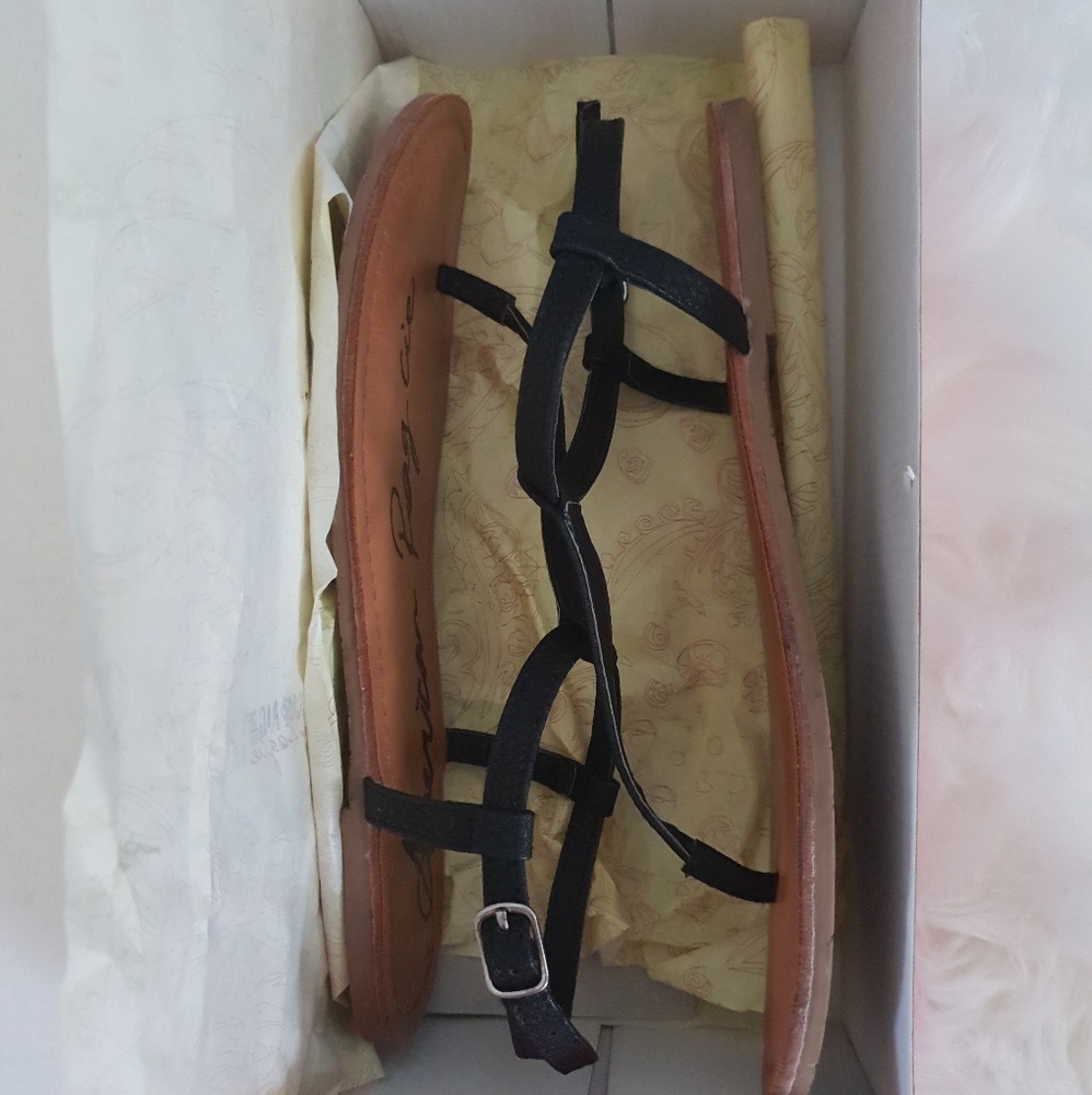 SOLD American Rag - Picture 2 of 3